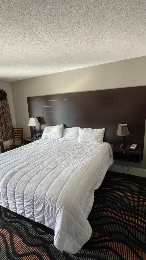 Country Town N' Suites Gatlinburg Dış mekan fotoğraf