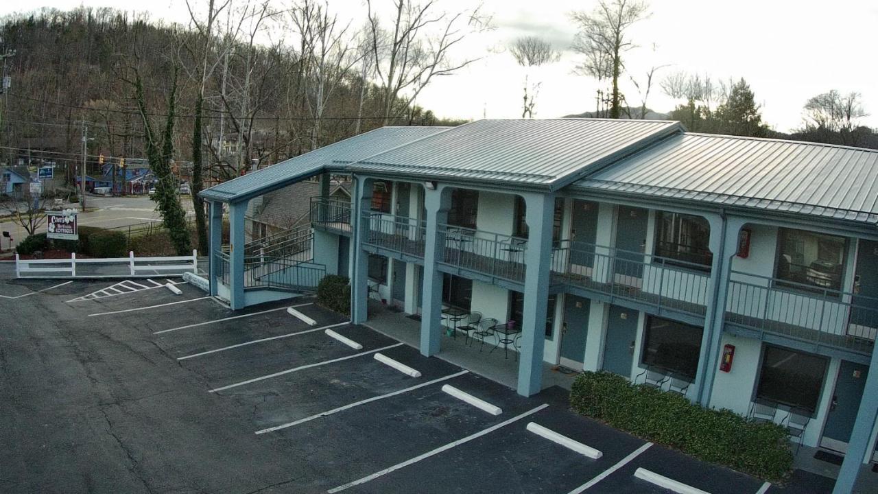 Country Town N' Suites Gatlinburg Dış mekan fotoğraf