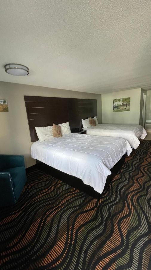 Country Town N' Suites Gatlinburg Dış mekan fotoğraf