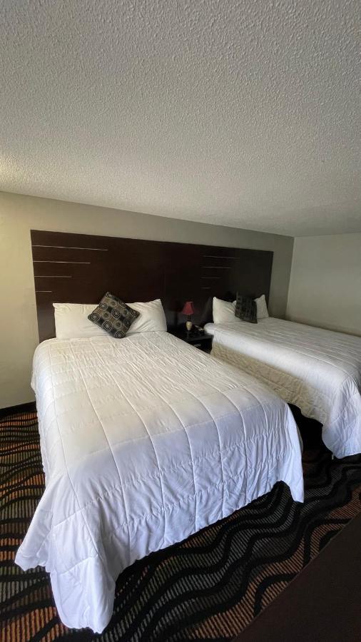 Country Town N' Suites Gatlinburg Dış mekan fotoğraf