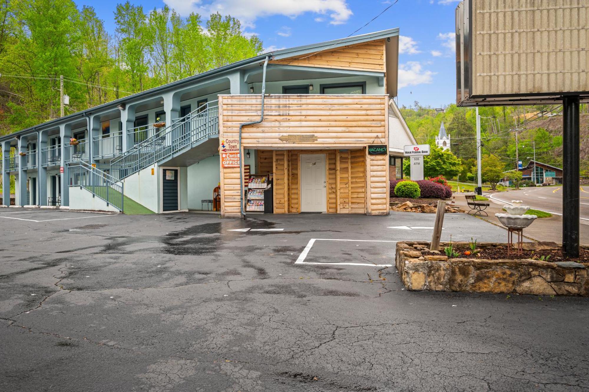 Country Town N' Suites Gatlinburg Dış mekan fotoğraf