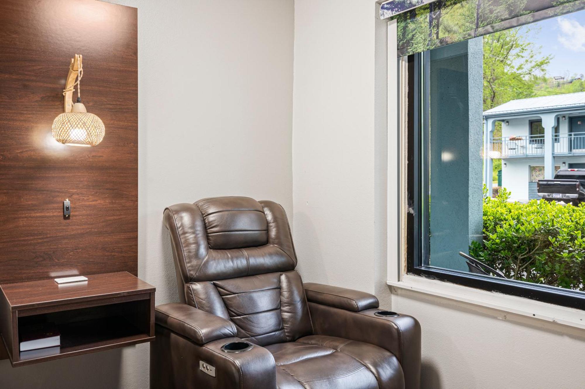 Country Town N' Suites Gatlinburg Dış mekan fotoğraf