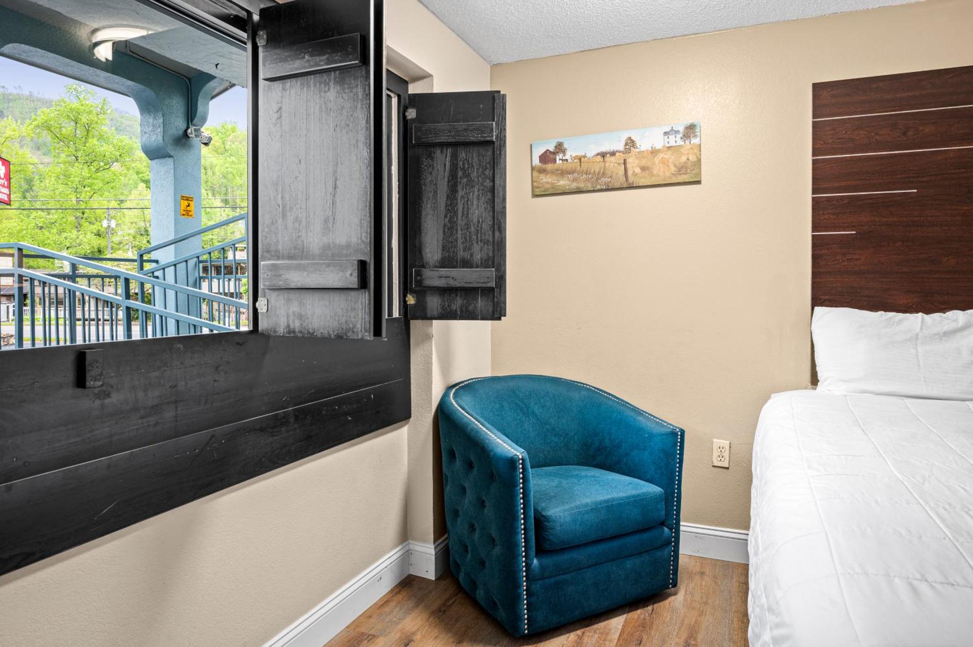 Country Town N' Suites Gatlinburg Dış mekan fotoğraf
