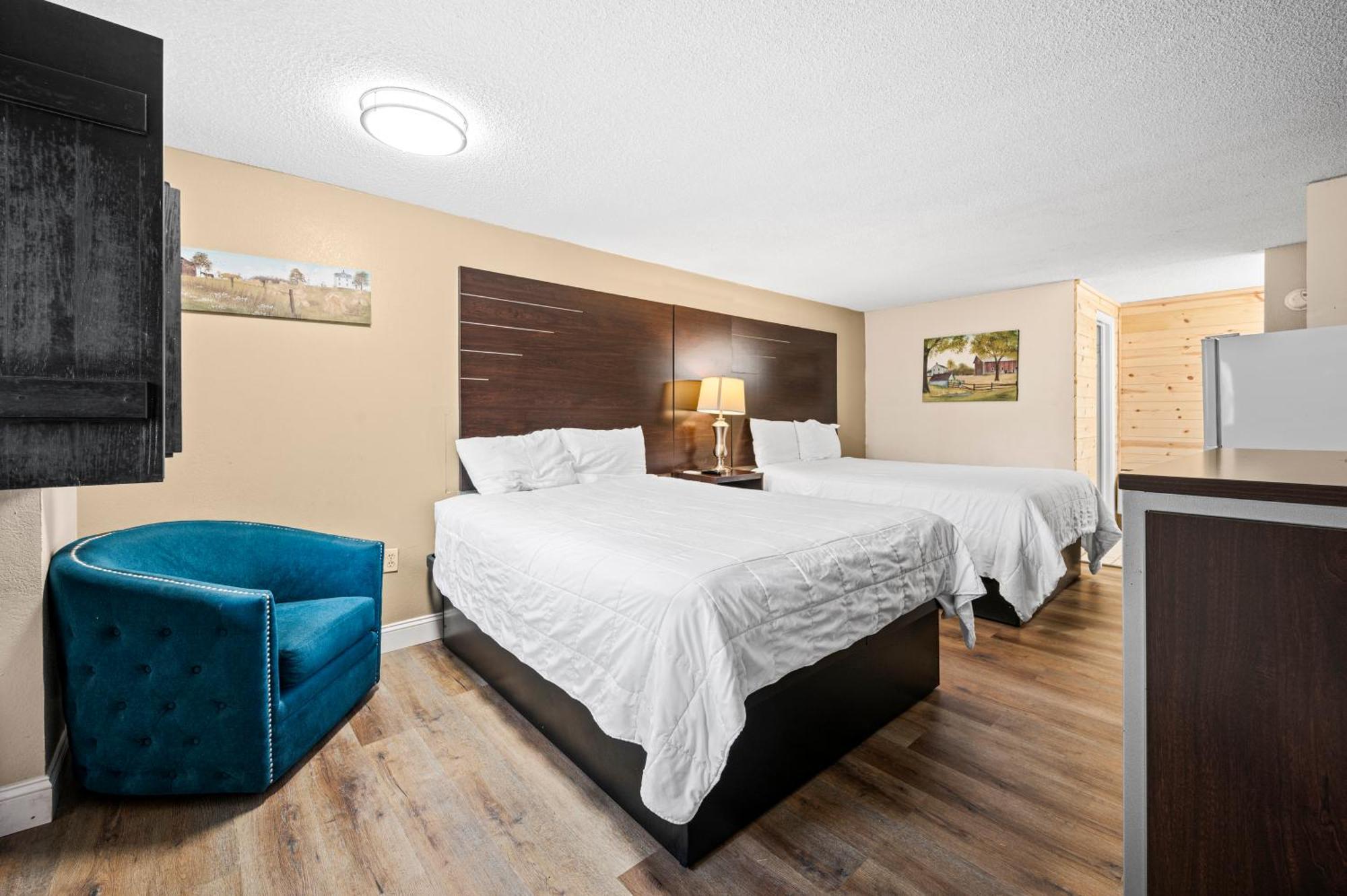 Country Town N' Suites Gatlinburg Dış mekan fotoğraf